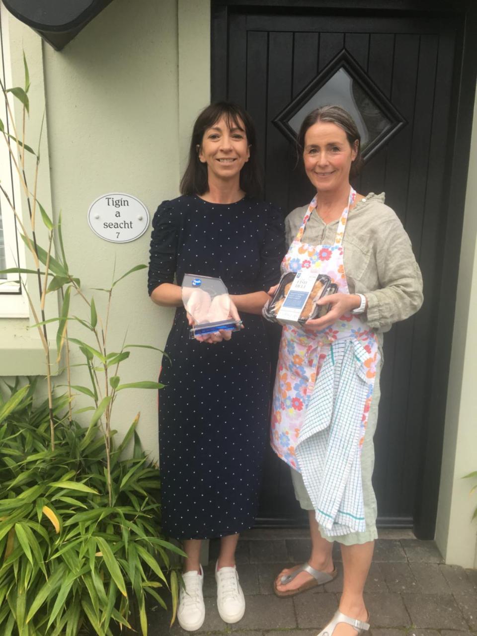 An Capall Dubh B&B Dingle Bagian luar foto